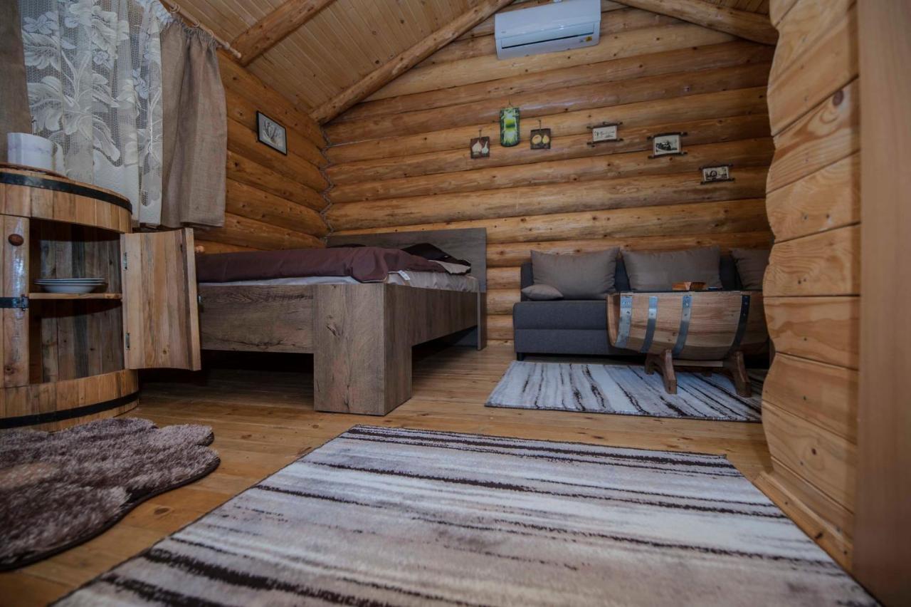 Studio - Apartmani Brvnare 特雷比涅 外观 照片